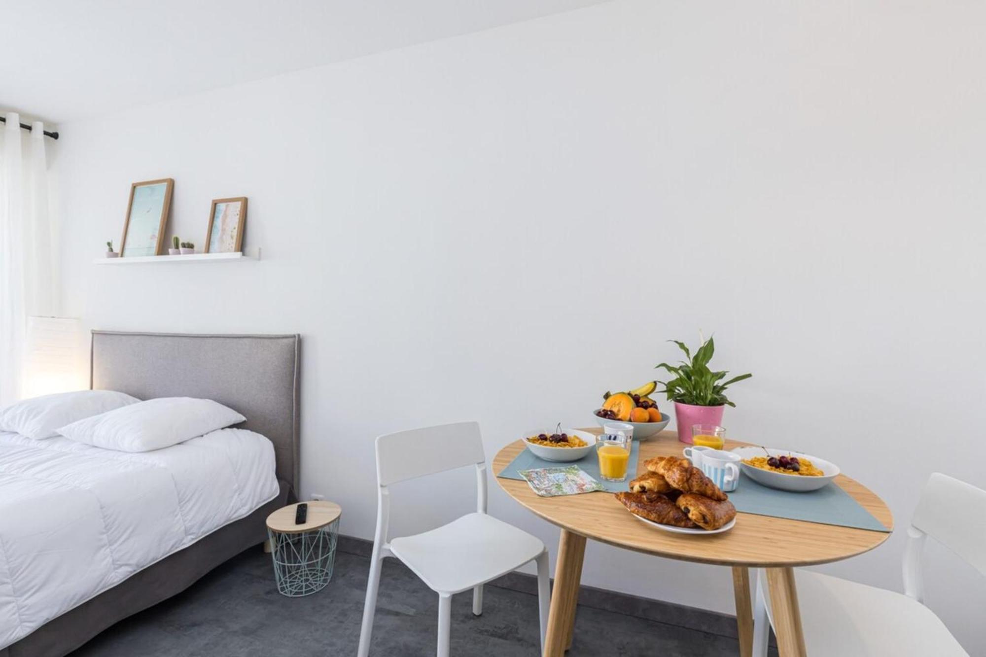 Grosso 4 - Studio With Balcony - Near The Sea Niza Exterior foto